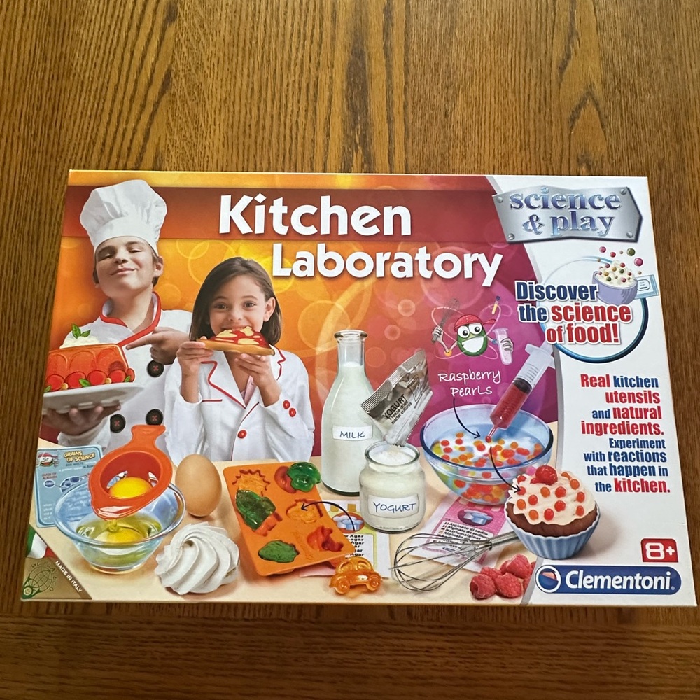 Clementoni Kitchen Laboratory Science Kit Never Contains All Pieces